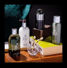 Ιδέες για δώρα με άρωμα Frontier για τον μπαμπά με διάκριση 3 Fragrance Frontier: Αρωματικές ιδέες δώρων για τον μπαμπά με διάκριση