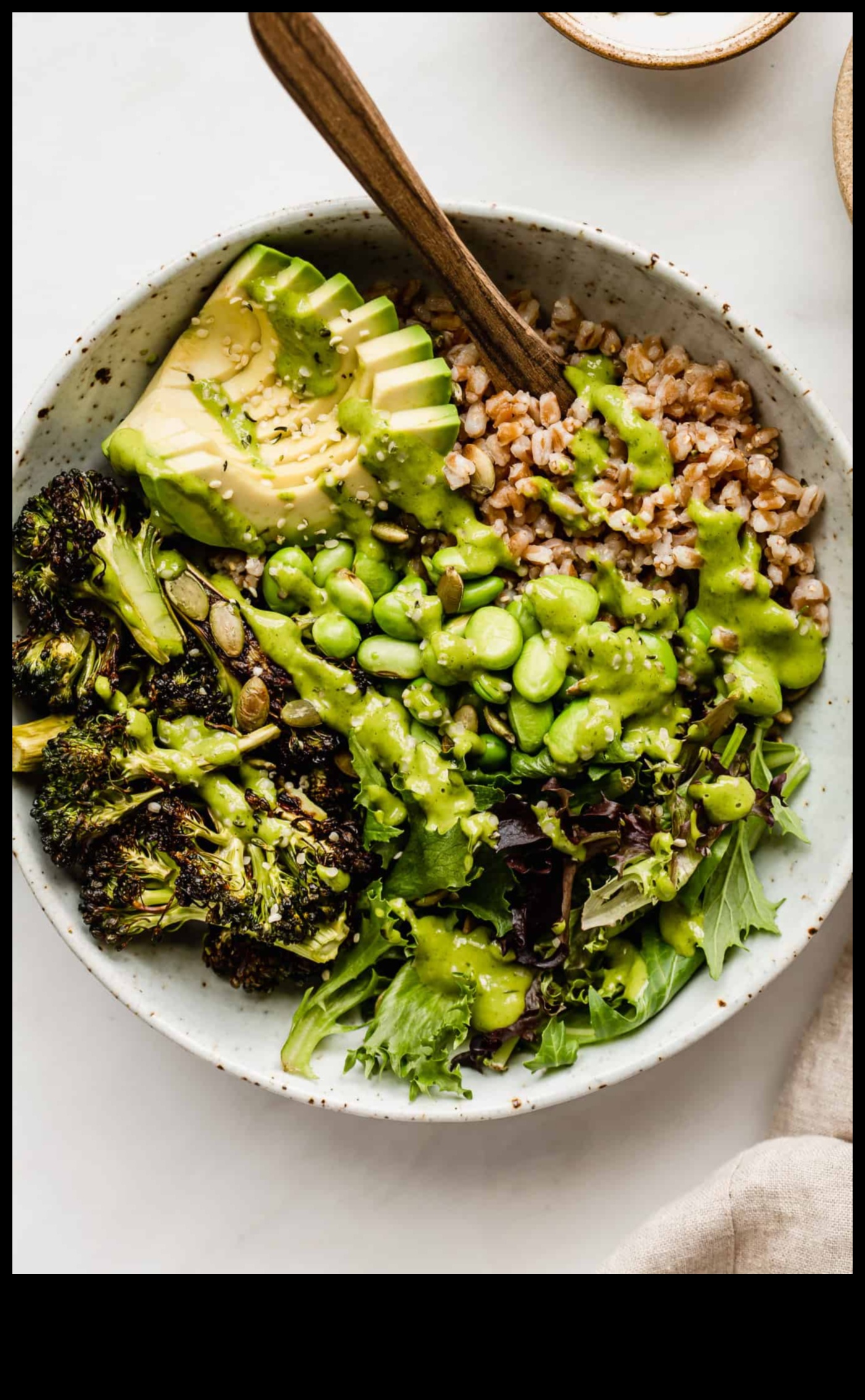 Green Goddess Bowls: Transforming Breakfast Your Breakfast with Plant-based Goodness
