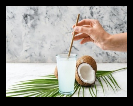 Coconut Water Trends: Εξερευνώντας τα πιο πρόσφατα και τα καλύτερα στην ενυδάτωση