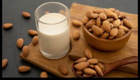 Τα έγχυμα με βιταμίνες αυξάνουν την απολαμβάνω σας με το γάλα αμυγδάλου με αυτές τις 5 γεύσεις 6 Εγχύματα γεμάτα θρεπτικά συστατικά: Ανεβάζοντας την εμπειρία σας με το γάλα αμυγδάλου