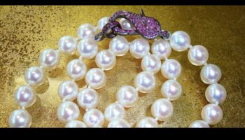 Majestic Pearls: A Symphony of Struus Beauty