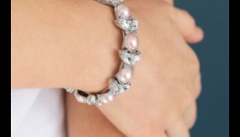 Πλούσιο Oasis: Βουτήξτε στην πολυτέλεια με τις δημιουργίες μας για τσόκερ εμπνευσμένες από τις Oasis